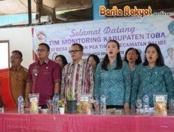 Bupati Toba Serahkan Sejumlah Bantuan Untuk Warga