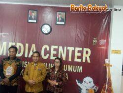 KPU Kabupaten Toba Melaksanakan Pencabutan Nomor Calon Bupati Dan Wkl Bupati Kabupaten Toba Berjalan Lancar Dan Sukses